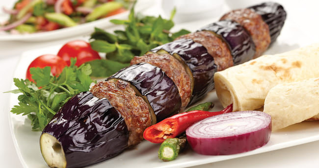 Patlıcanlı kebap (Porsiyon)